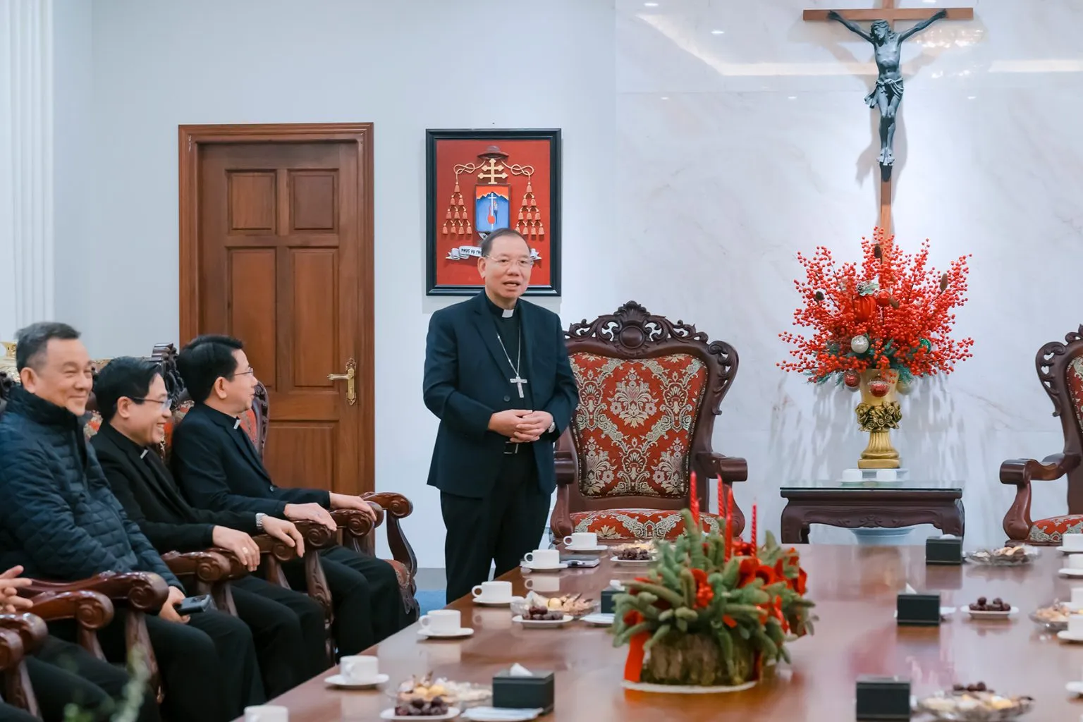 Các Giám mục giáo tỉnh Hà Nội họp mặt cuối năm